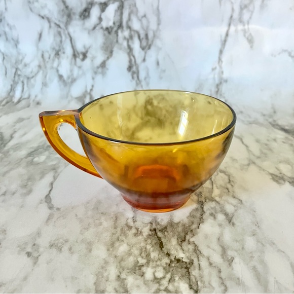 Vintage Anchor Hocking amber button and daisy snack plate with mug - Picture 6 of 8